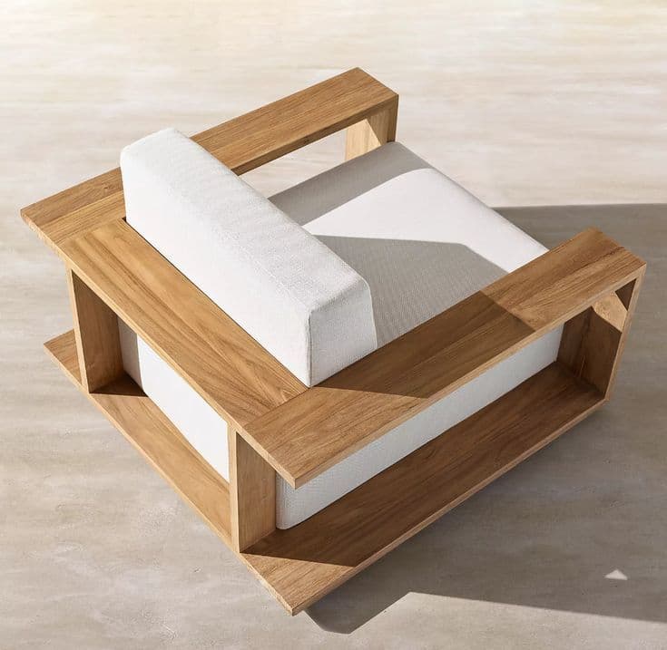 Riviera Luxury Outdoor Accent Chair